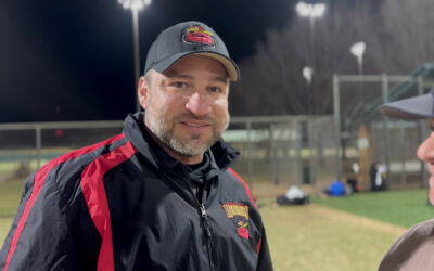 Redbirds Rally in Style, Crush Mustangs 13-4 Behind Anderson’s Hot Bat!